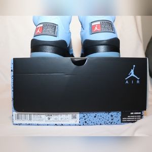 Air Jordan 5 Retro "UNC"